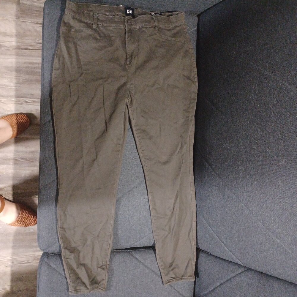 Sze 14 USED GAP skinny Forrest green